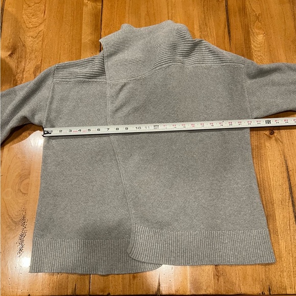 Trina Turk 100% Cotton Textured Waterfall Cardigan - Picture 6 of 8